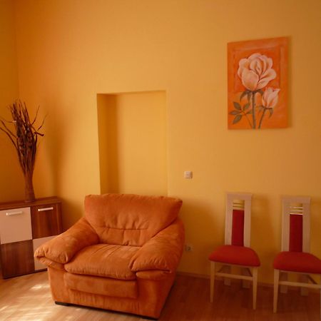 City Apartment In Nuernberg Экстерьер фото