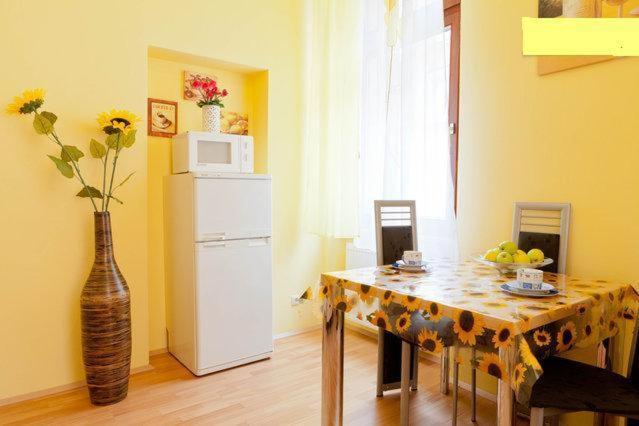 City Apartment In Nuernberg Экстерьер фото