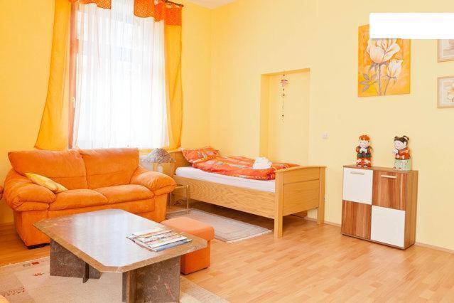 City Apartment In Nuernberg Номер фото